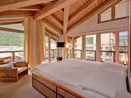Heinz Julen Penthouse 5*